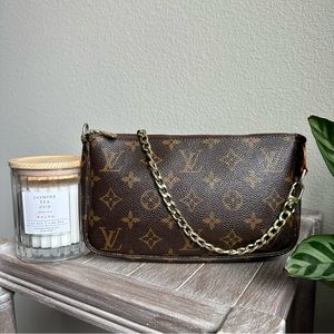 🌼AUTHENTIC Louis Vuitton Pochette 🌼